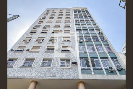 Fachada de apartamento à venda com 2 quartos, 50m² em Catete, Rio de Janeiro