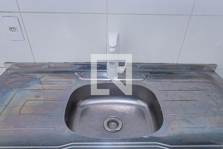 Sala e cozinha de apartamento para alugar com 1 quarto, 38m² em Vila Palmeiras, São Paulo