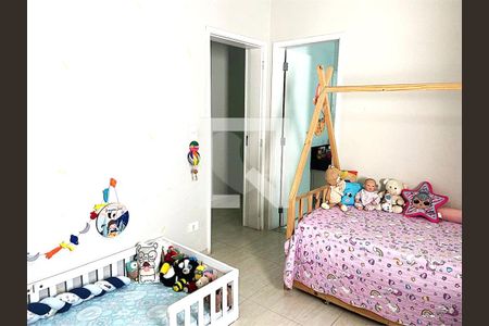 Casa à venda com 3 quartos, 293m² em Vila Mangalot, São Paulo