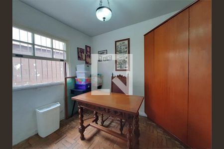 Casa à venda com 4 quartos, 200m² em Jaguaré, Osasco