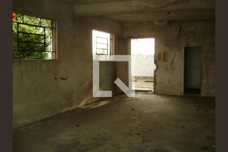 Casa à venda com 2 quartos, 170m² em Vila Cruz das Almas, São Paulo