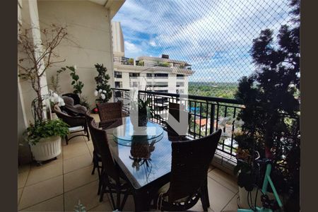 Apartamento à venda com 4 quartos, 318m² em Alto de Pinheiros, São Paulo