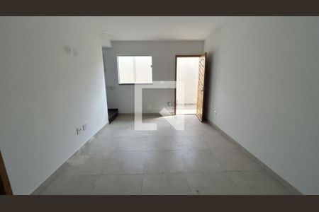 Casa à venda com 2 quartos, 66m² em Vila Sao Geraldo, São Paulo