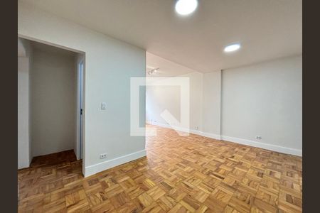 Sala de apartamento à venda com 2 quartos, 77m² em Vila Olímpia, São Paulo
