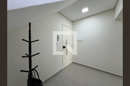 Hall de entrada de apartamento à venda com 2 quartos, 104m² em Vila Camilópolis, Santo André