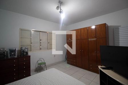 Quarto 1 de casa à venda com 4 quartos, 180m² em Vila Constança, São Paulo