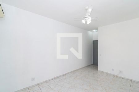 Sala de apartamento à venda com 2 quartos, 70m² em Vila da Penha , Rio de Janeiro