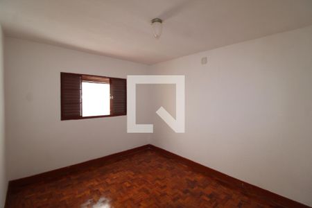 Quarto 2 de casa para alugar com 2 quartos, 109m² em Parque Peruche, São Paulo