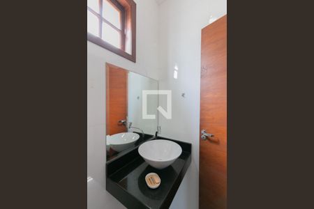 Lavabo de casa à venda com 3 quartos, 235m² em Copacabana, Belo Horizonte