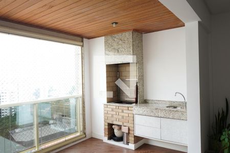 Sacada de apartamento à venda com 4 quartos, 108m² em Vila Bertioga, São Paulo