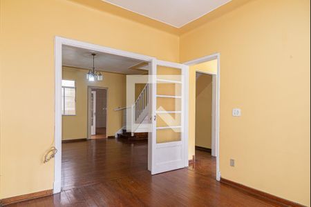 Sala de casa à venda com 3 quartos, 140m² em Bela Vista, São Paulo