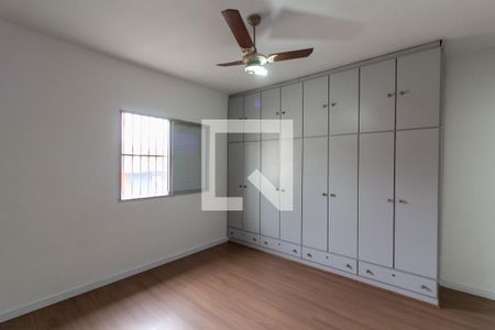 Suíte 1 de casa à venda com 3 quartos, 190m² em Jardim Prudência, São Paulo