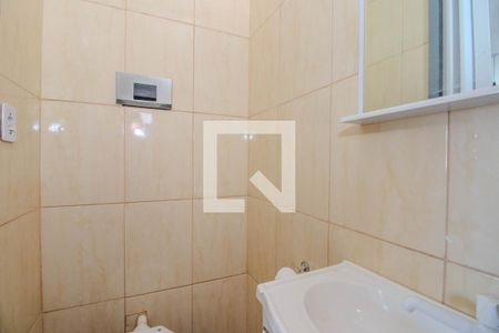 Banheiro de apartamento à venda com 1 quarto, 49m² em Jardim Dona Leopoldina, Porto Alegre