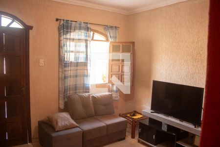 Sala de casa à venda com 3 quartos, 90m² em Jardim Laguna, Contagem