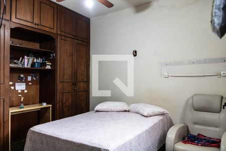 Quarto 2 de casa à venda com 3 quartos, 600m² em Palmeiras, Belo Horizonte