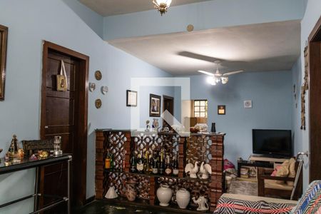 Sala de casa à venda com 3 quartos, 600m² em Palmeiras, Belo Horizonte