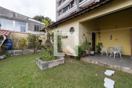 Quintal de casa à venda com 3 quartos, 285m² em Cidade Antônio Estêvão de Carvalho, São Paulo