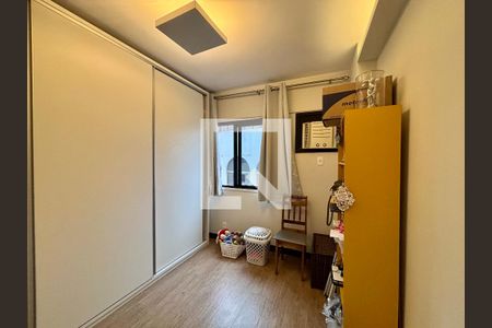 Quarto de apartamento para alugar com 2 quartos, 85m² em Botafogo, Rio de Janeiro