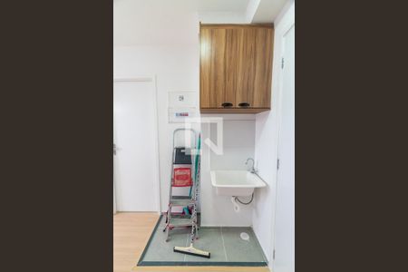 Sala/Cozinha de apartamento para alugar com 1 quarto, 24m² em Jardim Oriental, São Paulo