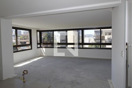 Sala de apartamento à venda com 3 quartos, 125m² em Petrópolis, Porto Alegre