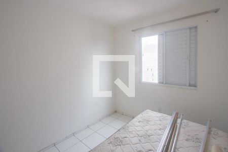 Quarto 2 de apartamento para alugar com 2 quartos, 43m² em Jardim São Luís, São Paulo