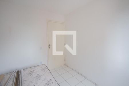 Quarto 2 de apartamento para alugar com 2 quartos, 43m² em Jardim São Luís, São Paulo