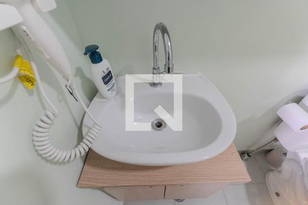 Banheiro de kitnet/studio à venda com 1 quarto, 24m² em Bela Vista, São Paulo