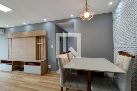 Sala de apartamento à venda com 2 quartos, 60m² em Taquara, Rio de Janeiro