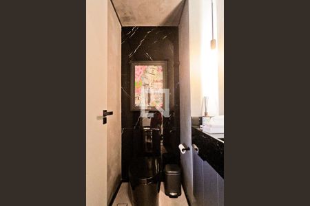 Lavabo de apartamento à venda com 2 quartos, 70m² em Santa Teresinha, São Paulo