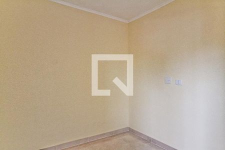 Quarto 2 de apartamento para alugar com 2 quartos, 40m² em Vila Zulmira, São Paulo