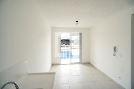 Sala/Cozinha de apartamento para alugar com 2 quartos, 35m² em Penha de França, São Paulo