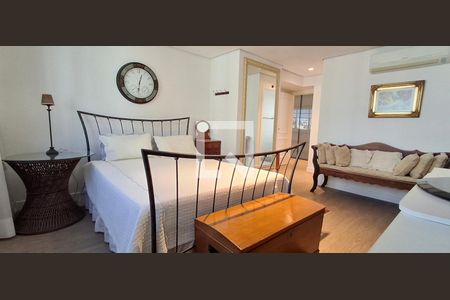 Suíte  de apartamento para alugar com 1 quarto, 102m² em Centro, Florianópolis