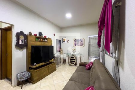 Sala de casa à venda com 3 quartos, 200m² em Cambuci, São Paulo