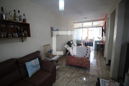 Sala de casa à venda com 3 quartos, 270m² em Teixeira Dias, Belo Horizonte