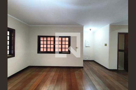 Sala de casa à venda com 4 quartos, 230m² em Vila Dom Pedro I, São Paulo