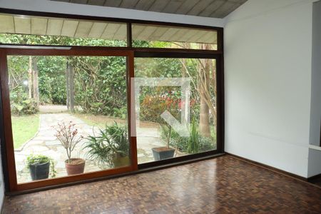 Sala de casa de condomínio para alugar com 5 quartos, 723m² em Vila Santo Antônio, Cotia