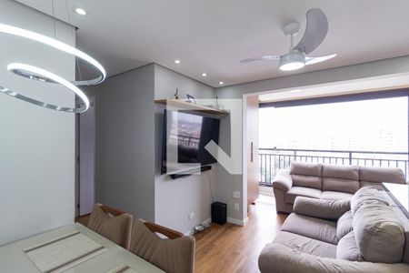 Sala de apartamento à venda com 3 quartos, 57m² em Padroeira, Osasco