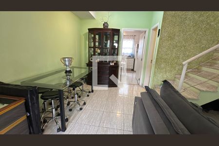 Sala de casa à venda com 3 quartos, 98m² em Jardim Regina Alice, Barueri