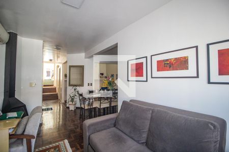 Sala de casa à venda com 3 quartos, 115m² em Santo Antônio, Porto Alegre