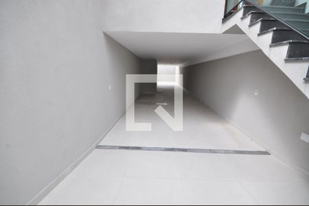 Garagem de casa à venda com 3 quartos, 180m² em Parque Rodrigues Alves, São Paulo