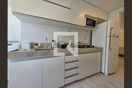 Cozinha de apartamento à venda com 2 quartos, 68m² em Nova Suíça, Belo Horizonte