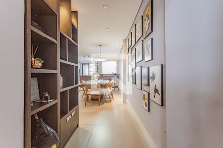 Sala de casa à venda com 3 quartos, 200m² em Liberdade, São Paulo