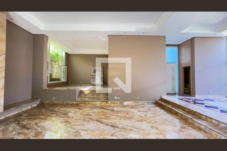 Casa à venda com 4 quartos, 900m² em Jardim Luzitania, São Paulo