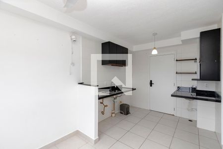 Sala/Cozinha de apartamento para alugar com 2 quartos, 32m² em Vila Socorro, São Paulo