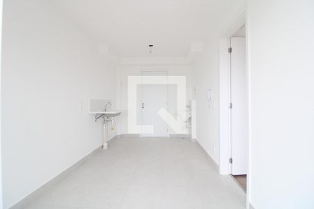 Sala de apartamento para alugar com 1 quarto, 27m² em Jardim Itacolomi, São Paulo