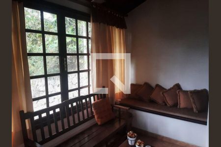 Casa à venda com 3 quartos, 277m² em Vila Progresso, Niterói