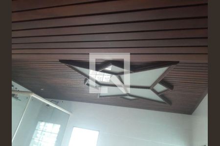 Casa à venda com 3 quartos, 277m² em Vila Progresso, Niterói