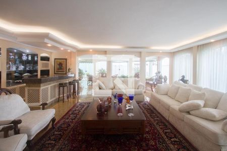 Sala de casa à venda com 3 quartos, 1200m² em Chácara Monte Alegre, São Paulo