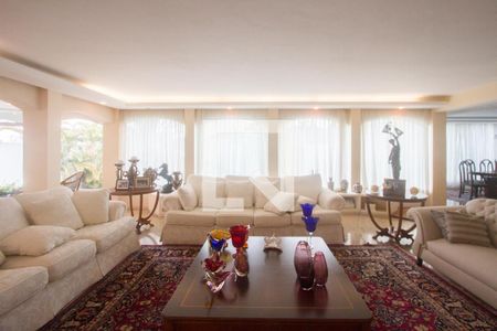 Sala de casa à venda com 3 quartos, 1200m² em Chácara Monte Alegre, São Paulo