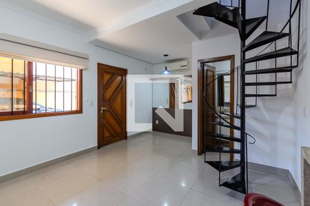 Sala de casa de condomínio à venda com 2 quartos, 77m² em Coronel Aparicio Borges, Porto Alegre